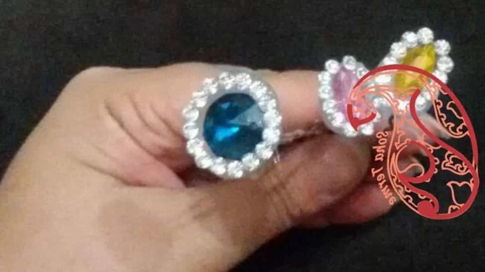 Decorative stones
